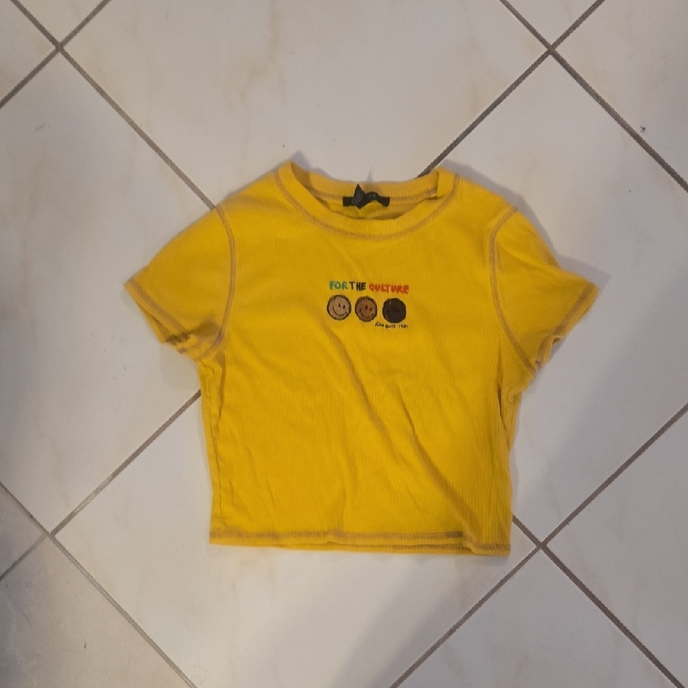 Yellow Women's Cropped T-Shirt with Graphic Print